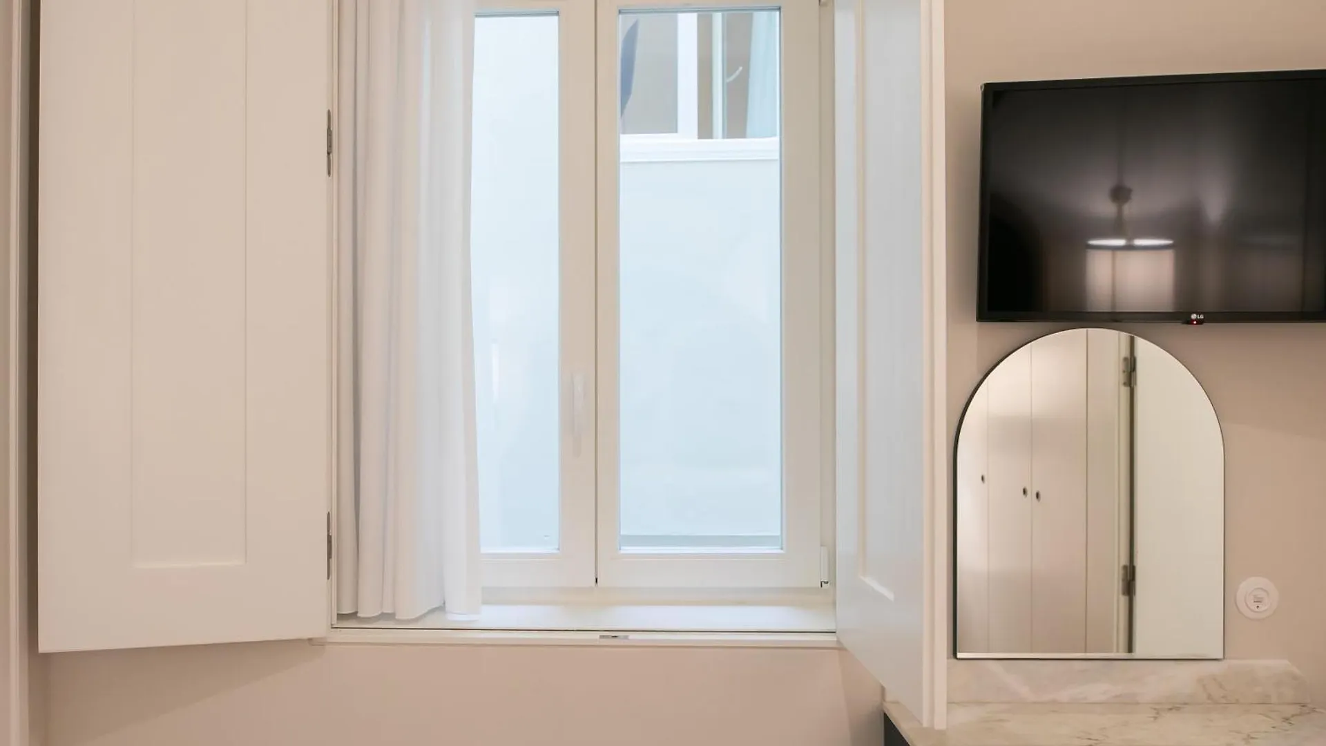 The Lift Apartments By Ridan Hotels Lisbona